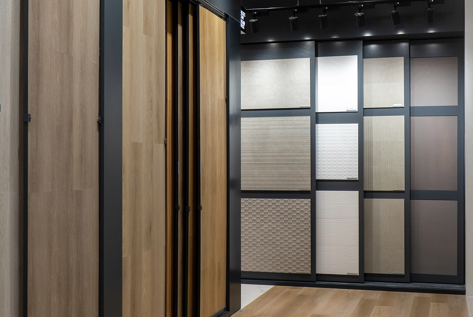 showroom ferretti acabados 4 - Ferretti: acabados exclusivos para proyectos de alto nivel